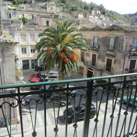 Casa Vacanze Mafalda Apartment โมดิกา ภายนอก รูปภาพ