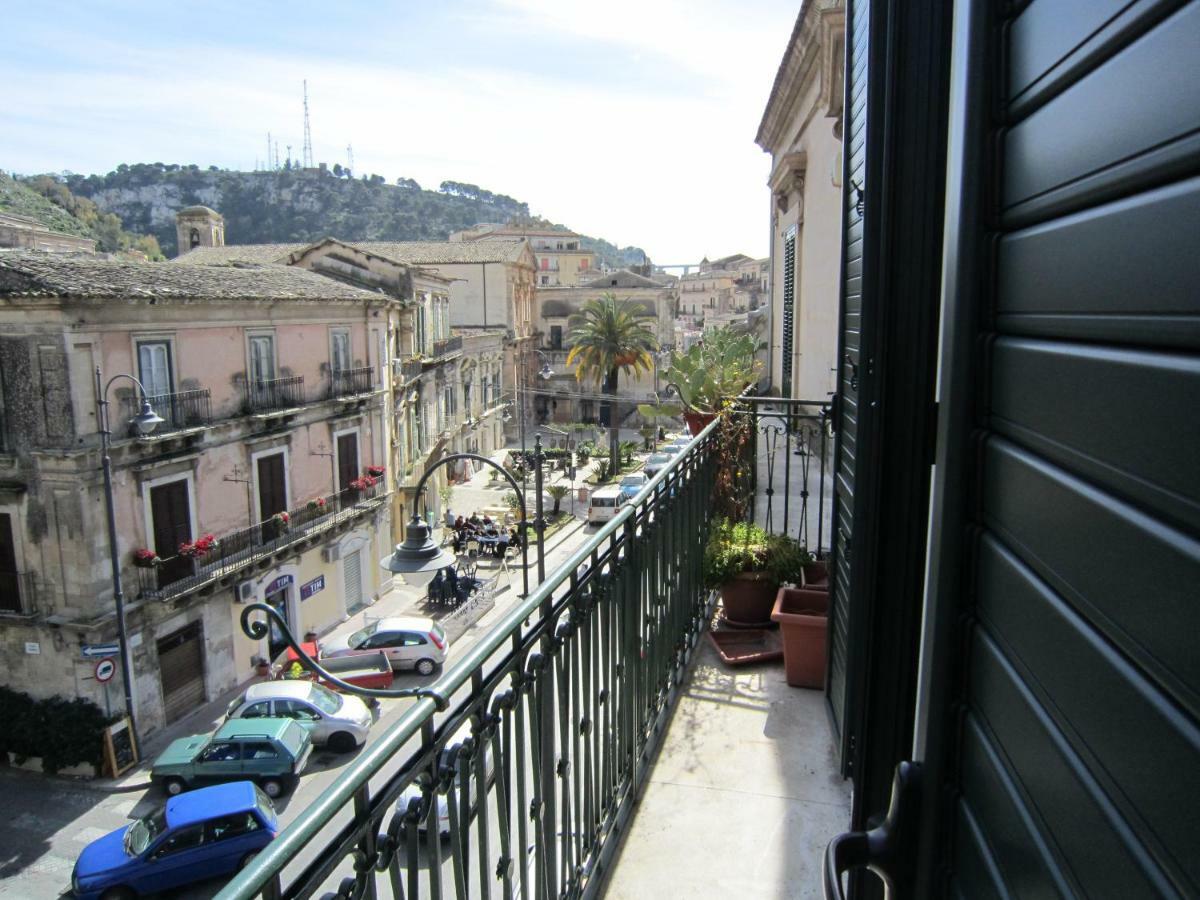 Casa Vacanze Mafalda Apartment โมดิกา ภายนอก รูปภาพ