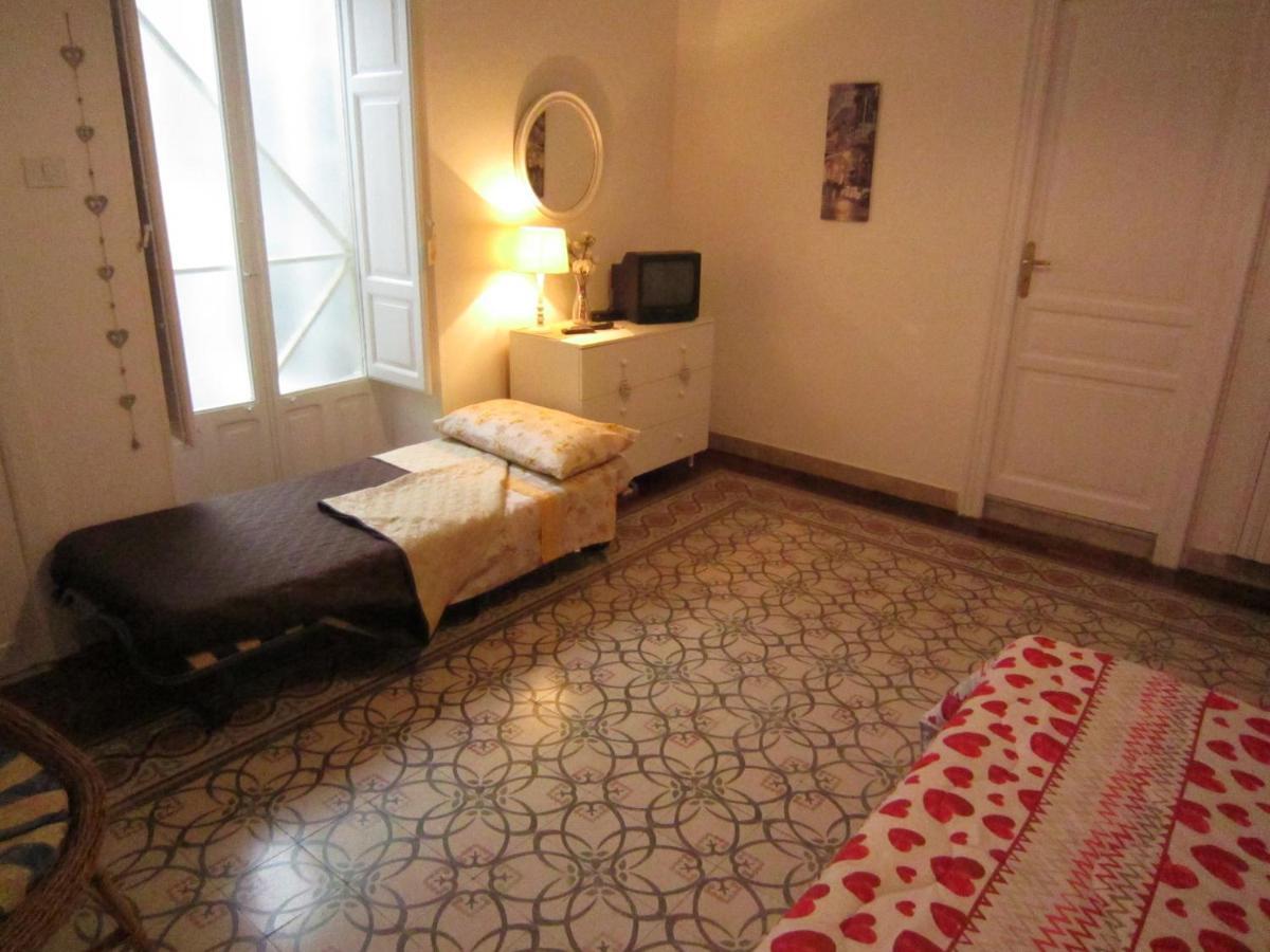 Casa Vacanze Mafalda Apartment โมดิกา ภายนอก รูปภาพ